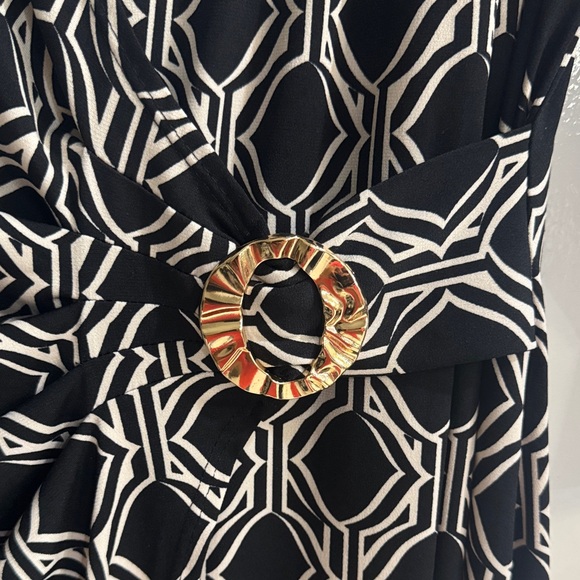 R&M Richards Black and White Long Sleeve Dress - Picture 2 of 9